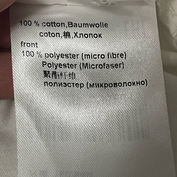 Marc Cain ivory feminine ruffle v neck blouse. Cap sleeve with ruffle. Very soft - Picture 10 of 10